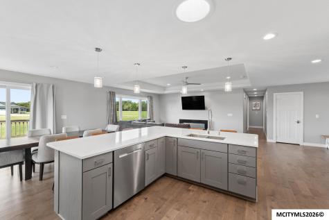 714 Cypress Court Mason City IA 50401