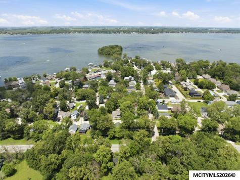 5078 S Shore Drive Clear Lake IA 50428