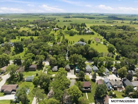 5078 S Shore Drive Clear Lake IA 50428