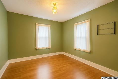 512 15th SE Mason City IA 50401