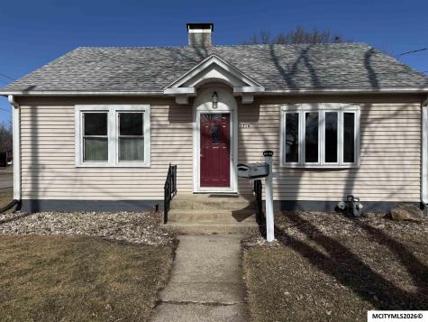 1216 2nd SW Mason City IA 50401