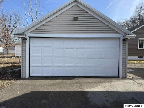 1216 2nd SW Mason City IA 50401