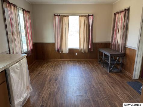 1216 2nd SW Mason City IA 50401
