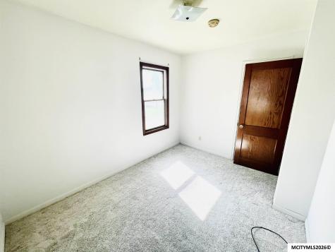 124 27th Street SW Mason City IA 50401