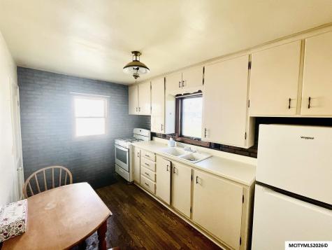 124 27th Street SW Mason City IA 50401