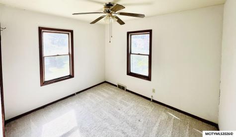 124 27th Street SW Mason City IA 50401