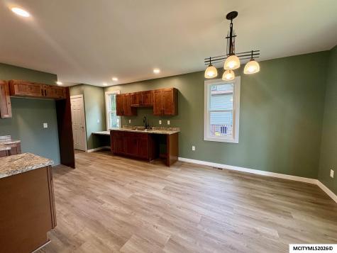 403 NW 1st Street Mason City IA 50401