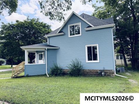 403 NW 1st Street Mason City IA 50401