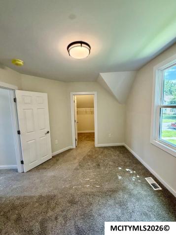 403 NW 1st Street Mason City IA 50401
