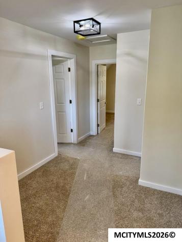 403 NW 1st Street Mason City IA 50401