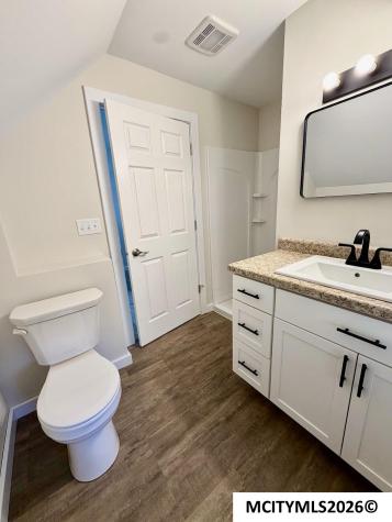 403 NW 1st Street Mason City IA 50401