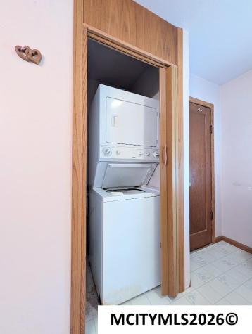 516 10th Street NW Mason City IA 50401