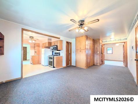 516 10th Street NW Mason City IA 50401