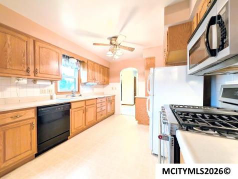 516 10th Street NW Mason City IA 50401