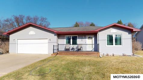 1011 S Kentucky Mason City IA 50401