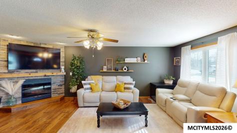 1011 S Kentucky Mason City IA 50401