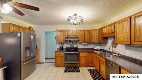 1011 S Kentucky Mason City IA 50401