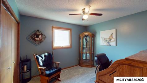 1011 S Kentucky Mason City IA 50401