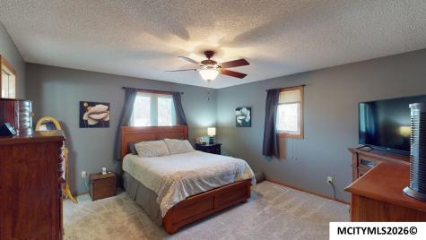 1011 S Kentucky Mason City IA 50401