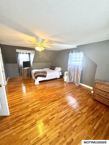 915 S Louisiana Mason City IA 50401