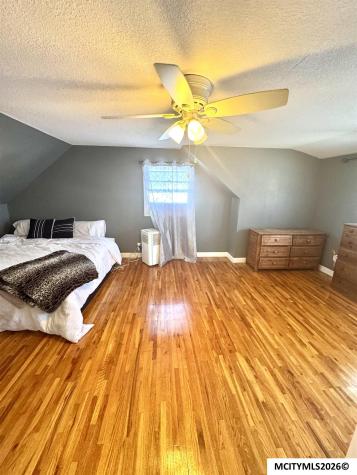 915 S Louisiana Mason City IA 50401
