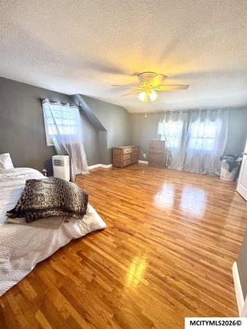915 S Louisiana Mason City IA 50401