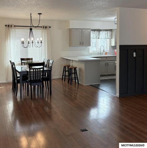 2166 Springview Drive Mason City IA 50401