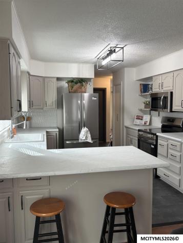 2166 Springview Drive Mason City IA 50401