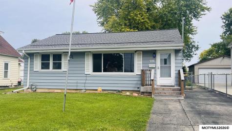 516 15th NW Mason City IA 50401