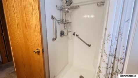516 15th NW Mason City IA 50401