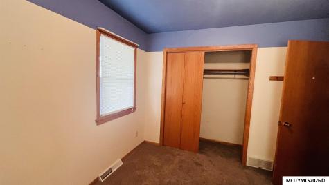 516 15th NW Mason City IA 50401