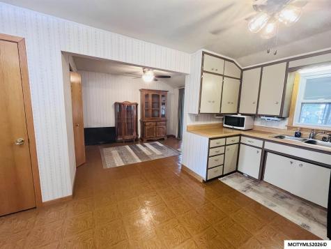 516 15th NW Mason City IA 50401
