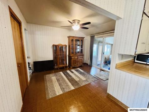 516 15th NW Mason City IA 50401