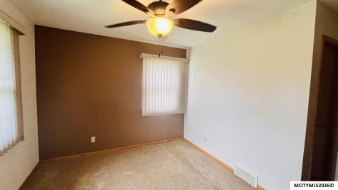 516 15th NW Mason City IA 50401