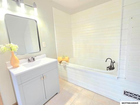 213 Jefferson Street Rockwell IA 50469