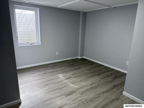 620 N Jackson Mason City IA 50401
