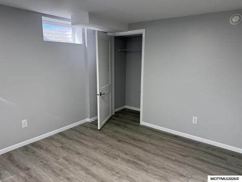 620 N Jackson Mason City IA 50401