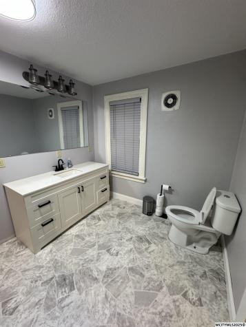 636 S Polk Avenue Mason City IA 50401