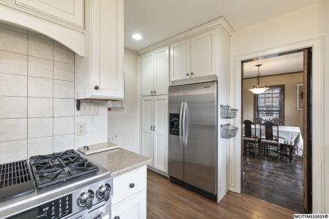 112 S Vermont Mason City IA 50401