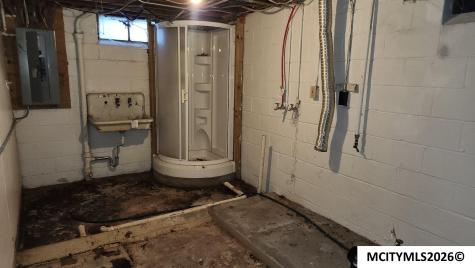 1109 12th NW Mason City IA 50401