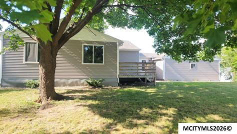 1109 12th NW Mason City IA 50401