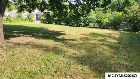 1109 12th NW Mason City IA 50401