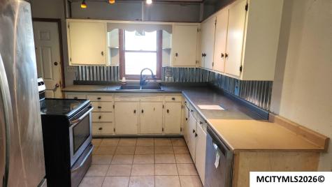 1109 12th NW Mason City IA 50401