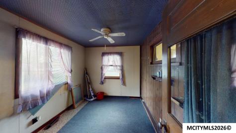 1523 N Monroe Mason City IA 50401