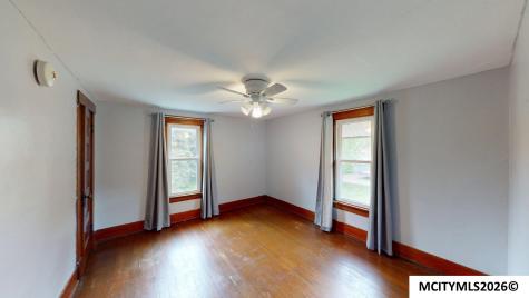 1523 N Monroe Mason City IA 50401