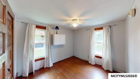1523 N Monroe Mason City IA 50401