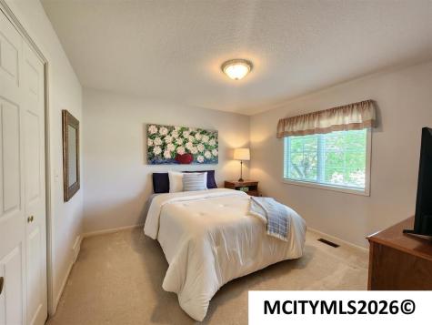 428 Brickyard Road Sheffield IA 50475