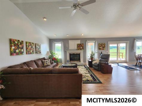 428 Brickyard Road Sheffield IA 50475