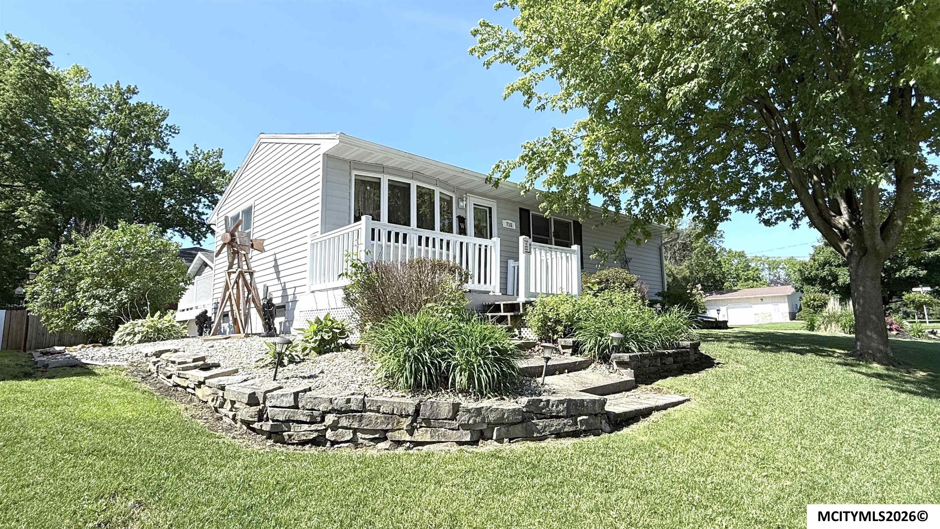 715 4th Street NW Nora Springs IA 50458