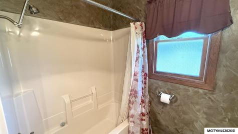 715 4th Street NW Nora Springs IA 50458